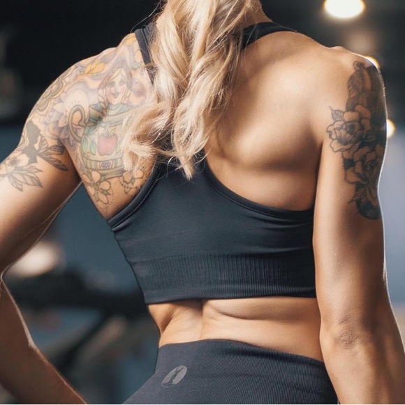 NWOT Womens First In Class Black Bra Top Center Podium - Picture 2 of 8